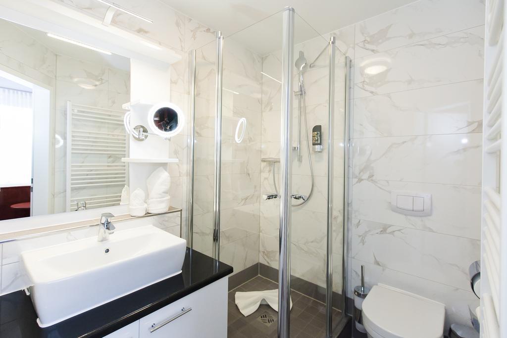 Hotel Am Berliner Platz Langenfeld  Rom bilde