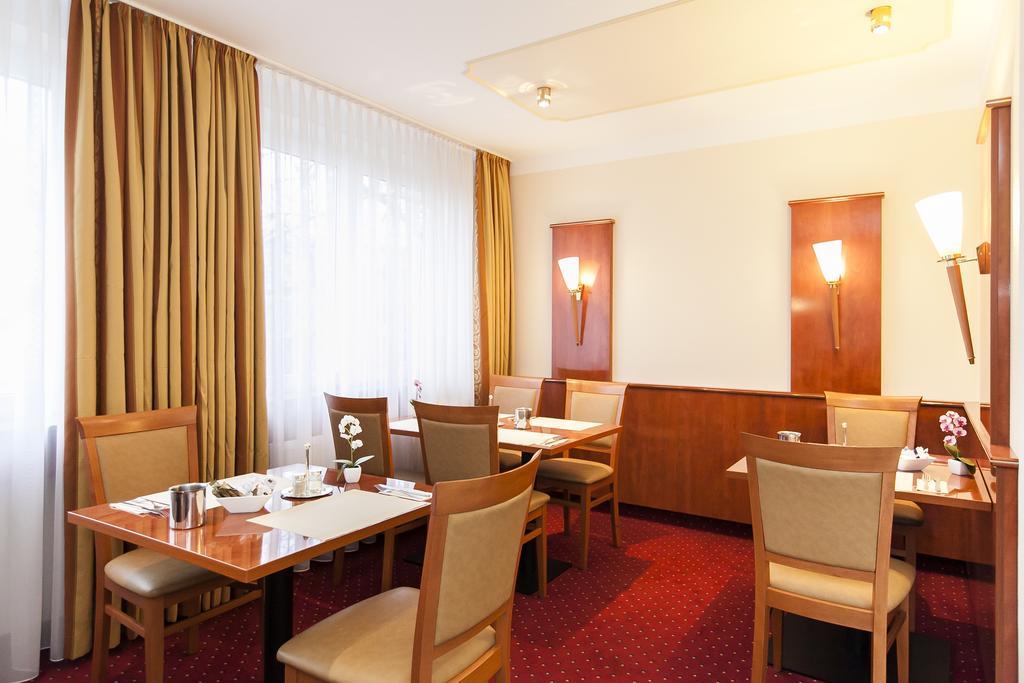 Hotel Am Berliner Platz Langenfeld  Eksteriør bilde